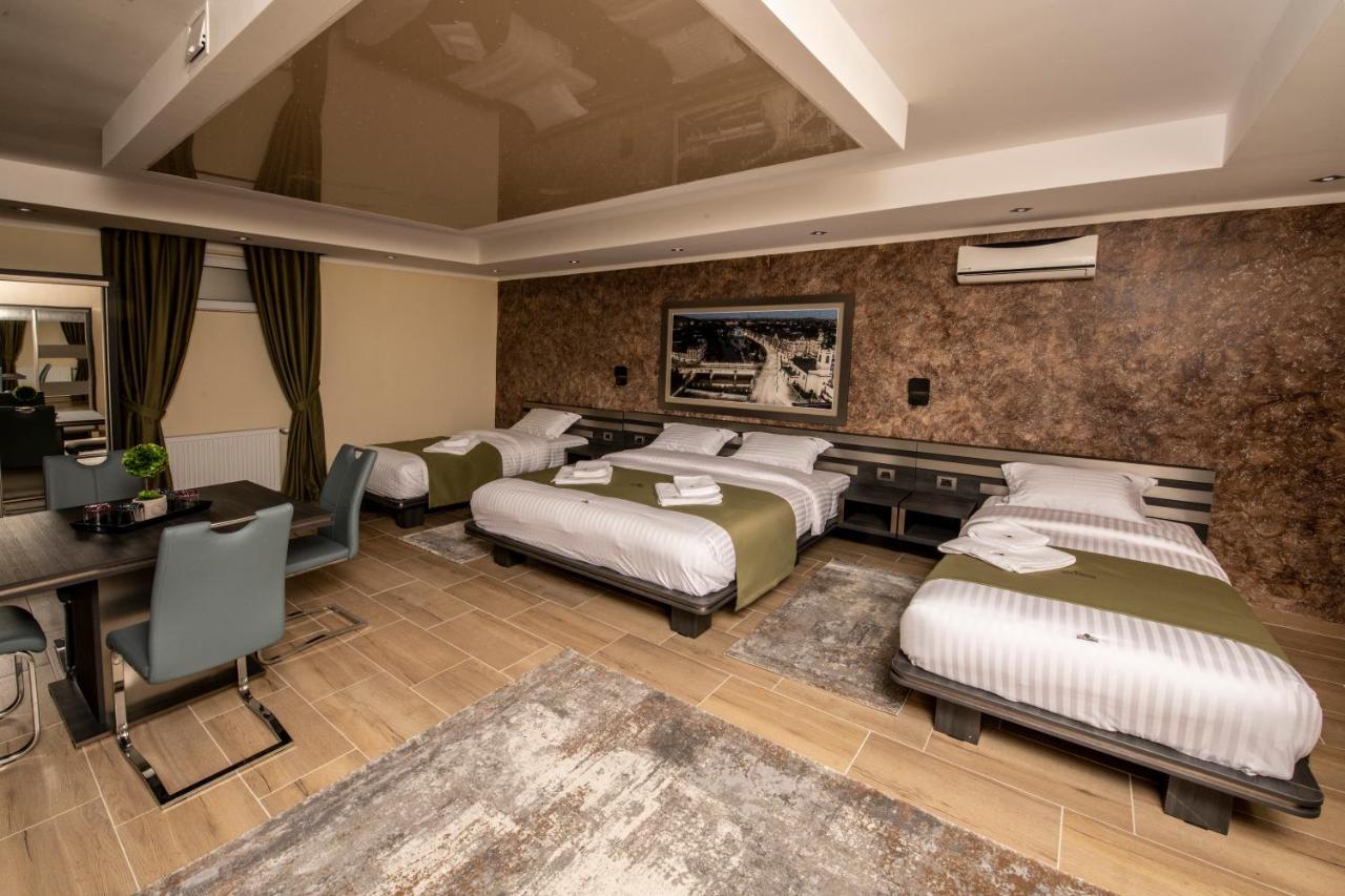Hotel Novotheos 拉迪亚 外观 照片