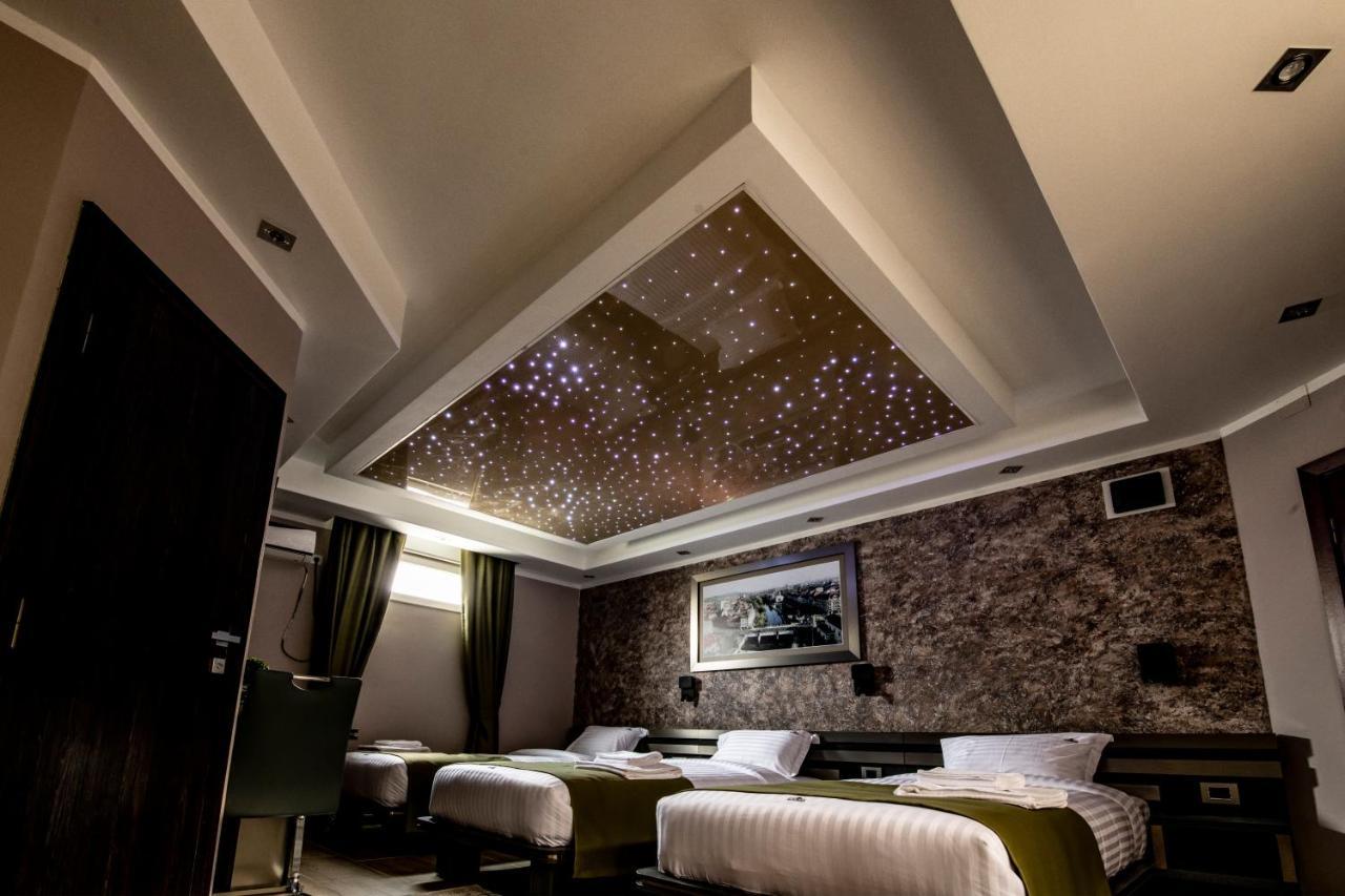 Hotel Novotheos 拉迪亚 外观 照片