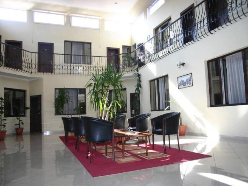 Hotel Novotheos 拉迪亚 外观 照片